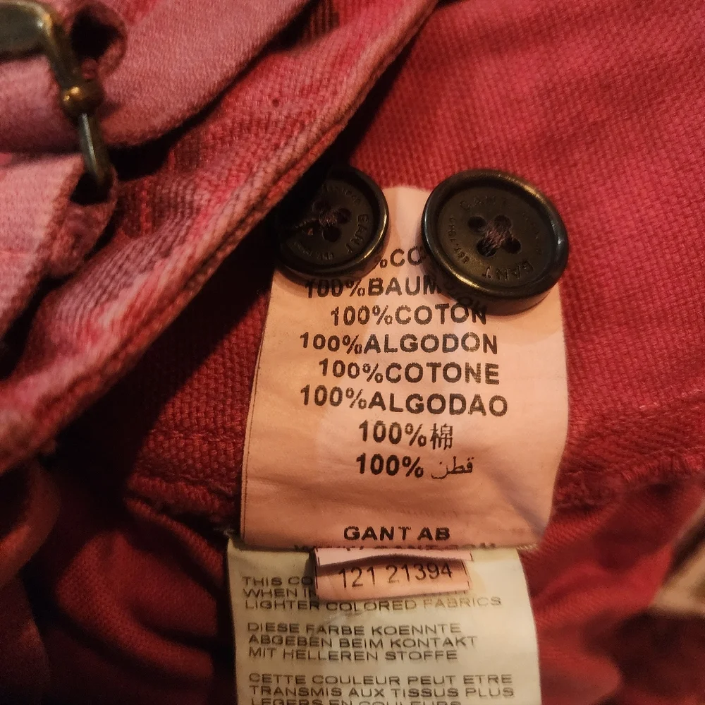 Gant by Michael Bastian Perfect Cargo Shorts In Red Camo Size 34